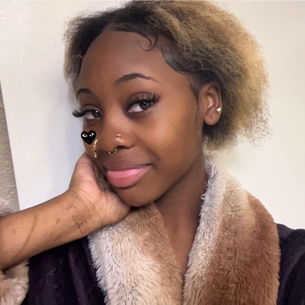 Meet your Posher, . ash
